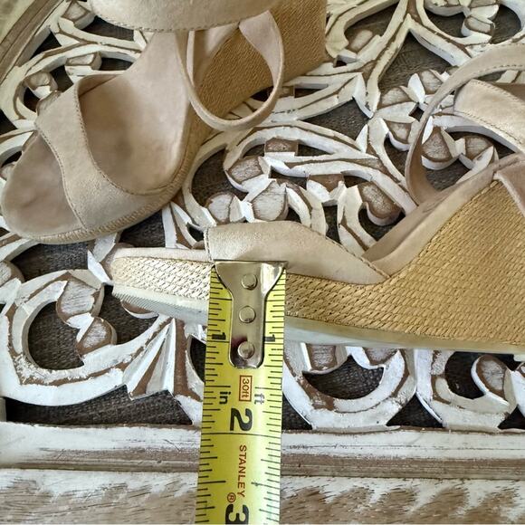 Burberry Cream Suede Leather Ankle Wrap Wedge Sandals Shoes Women’s 37 US 7 - Picture 9 of 16